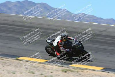 media/Apr-14-2024-SoCal Trackdays (Sun) [[70f97d3d4f]]/6-Bowl (1030am)/